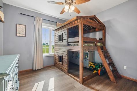 7997 218th Avenue Martelle IA 52305