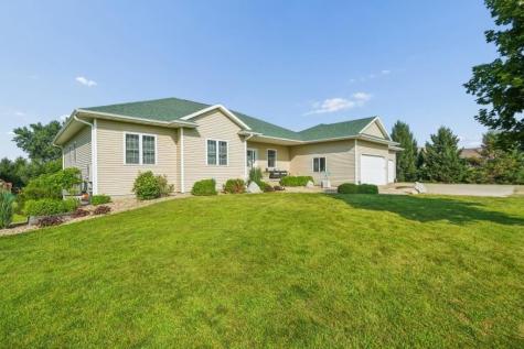 7997 218th Avenue Martelle IA 52305