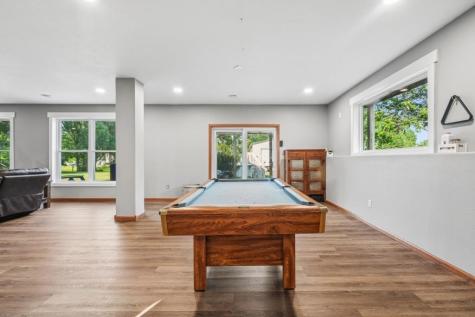 7997 218th Avenue Martelle IA 52305