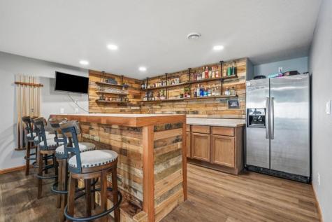 7997 218th Avenue Martelle IA 52305