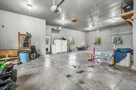 7997 218th Avenue Martelle IA 52305