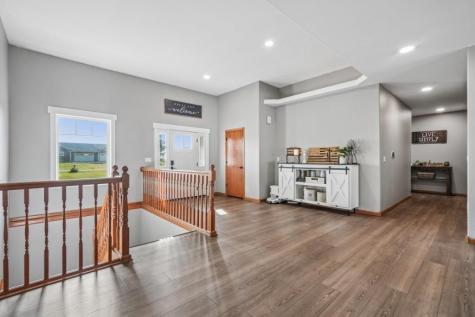 7997 218th Avenue Martelle IA 52305