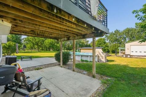 7997 218th Avenue Martelle IA 52305