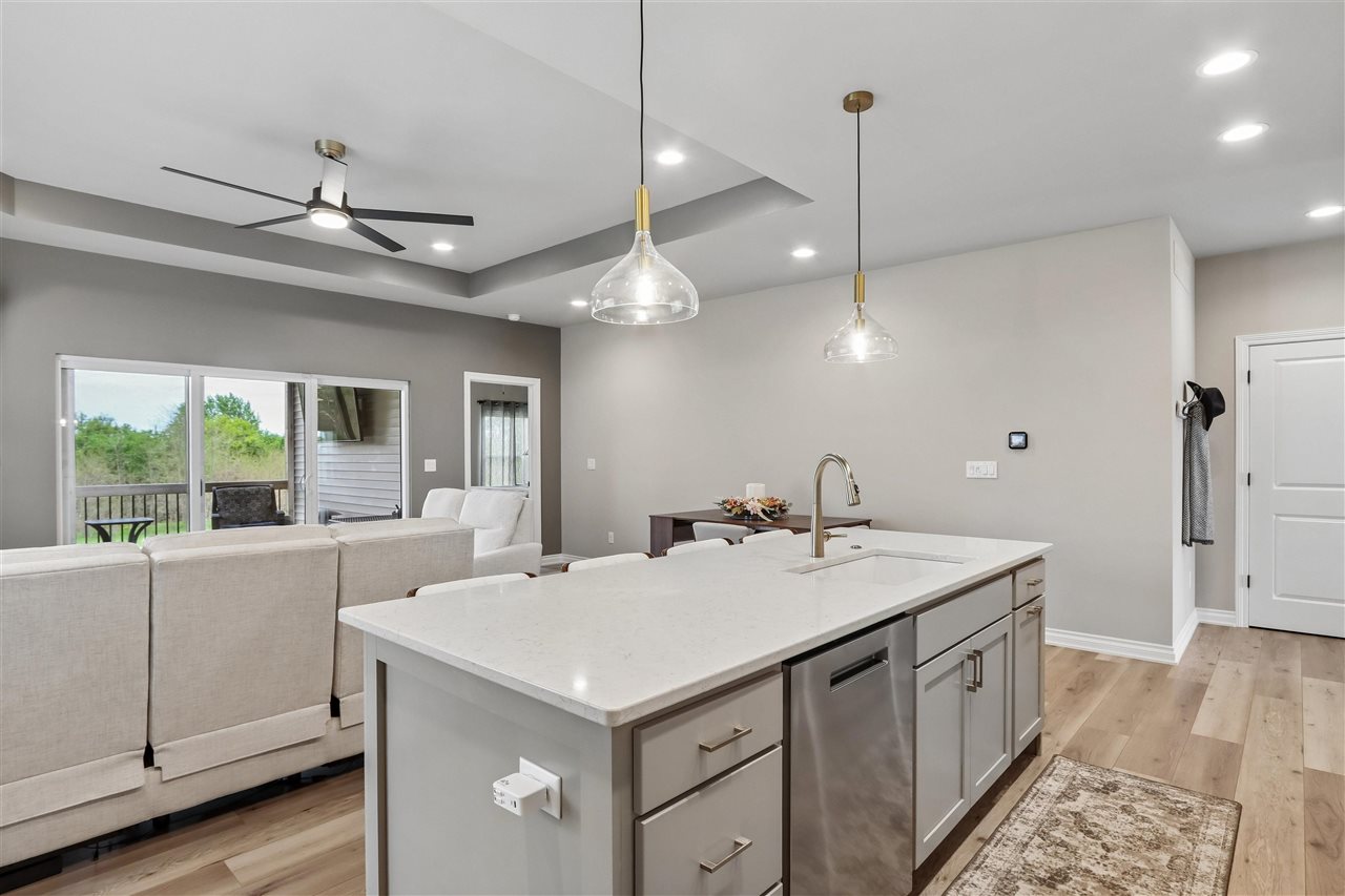 1030 Highland Trail Solon IA 52333