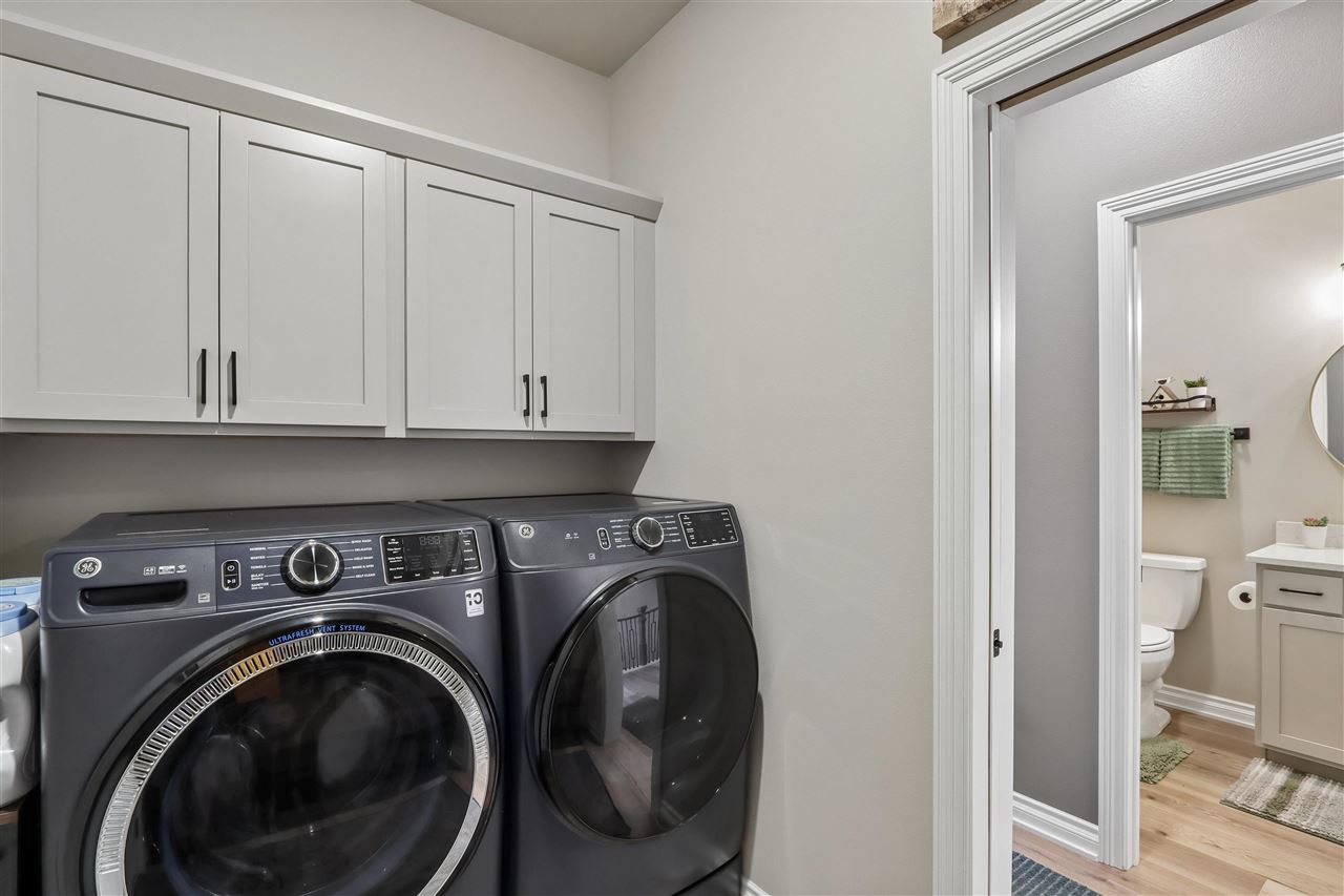 1030 Highland Trail Solon IA 52333