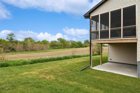 1030 Highland Trail Solon IA 52333