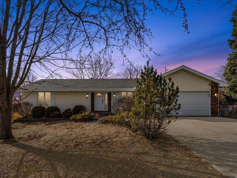 2355 Jessup Circle Iowa City IA 52246