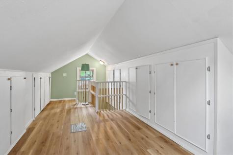 108 Highland Drive Iowa City IA 52246