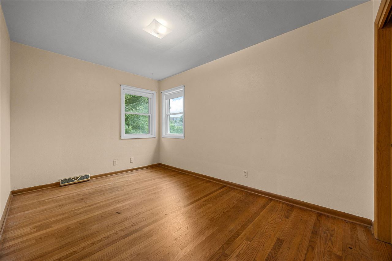 1015 29th Street NE Cedar Rapids IA 52402