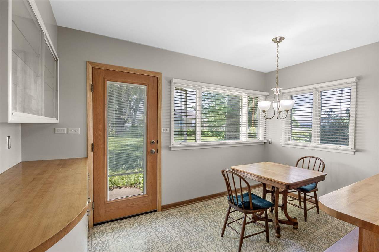 2600 Maple Drive NW Cedar Rapids IA 52405