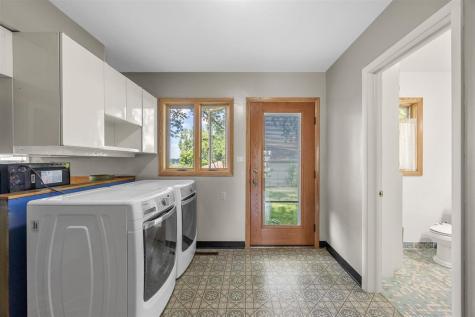 2600 Maple Drive NW Cedar Rapids IA 52405