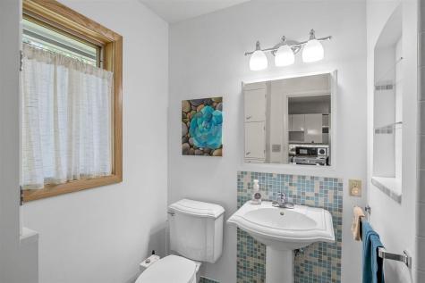 2600 Maple Drive NW Cedar Rapids IA 52405