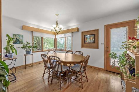 2600 Maple Drive NW Cedar Rapids IA 52405