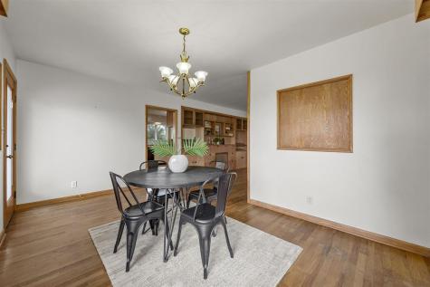 2600 Maple Drive NW Cedar Rapids IA 52405