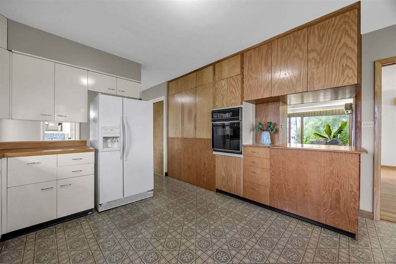 2600 Maple Drive NW Cedar Rapids IA 52405