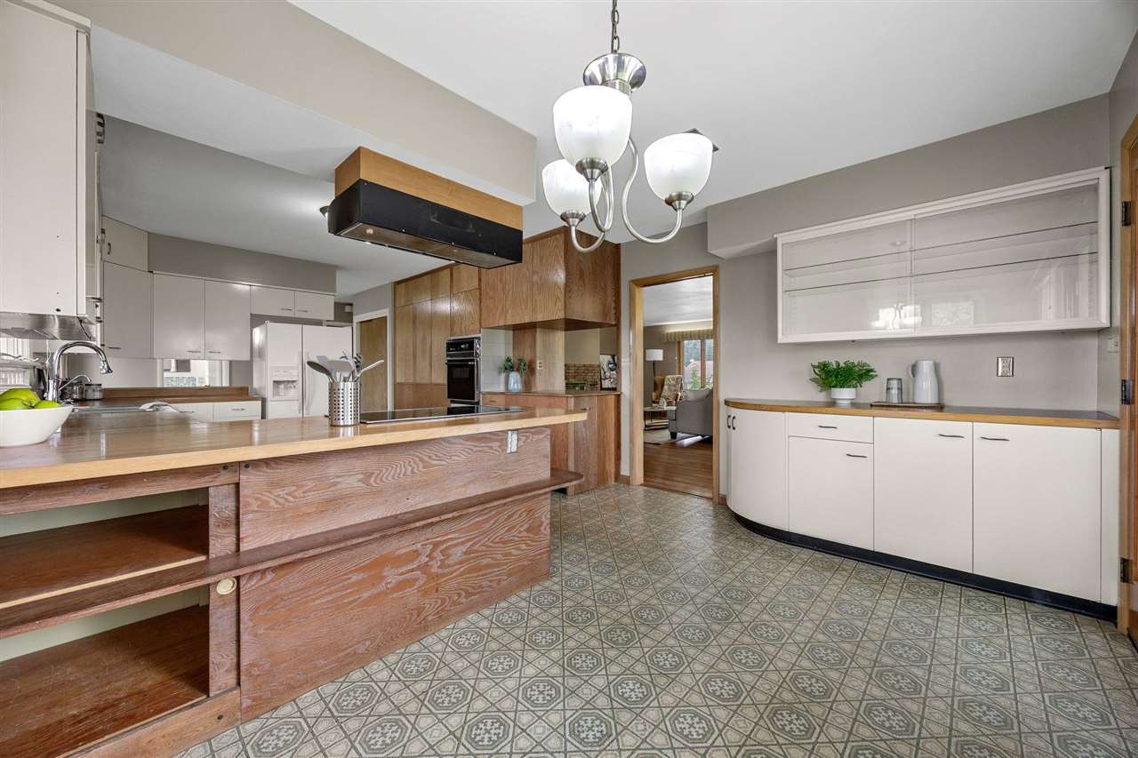 2600 Maple Drive NW Cedar Rapids IA 52405