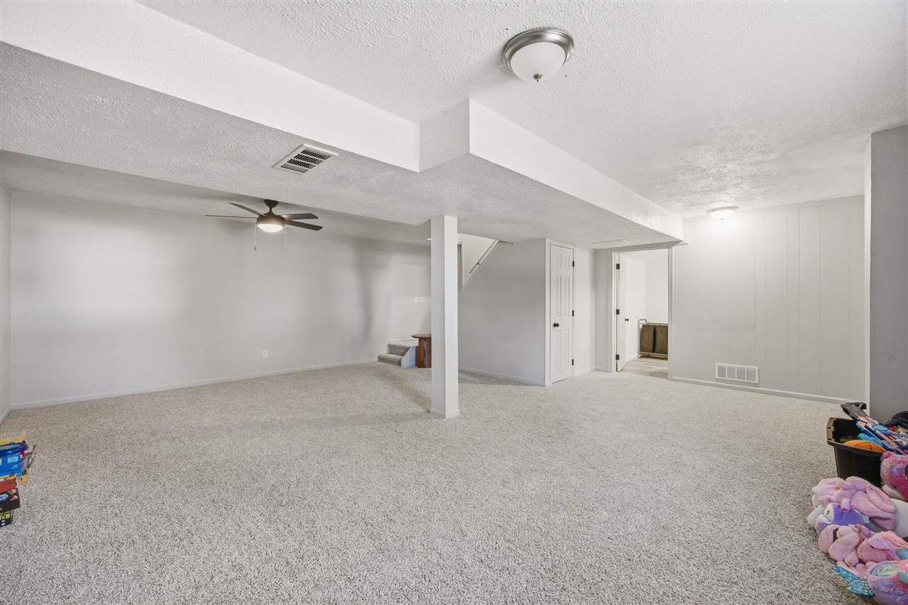 40 Greenview Drive West Branch IA 52358