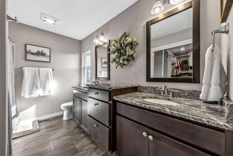 1626 Prairie Rose Drive SW Cedar Rapids IA 52404
