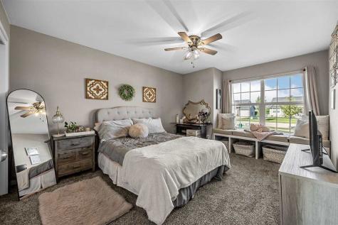 1626 Prairie Rose Drive SW Cedar Rapids IA 52404