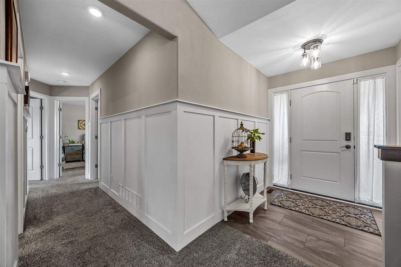 1626 Prairie Rose Drive SW Cedar Rapids IA 52404