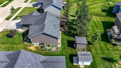 1626 Prairie Rose Drive SW Cedar Rapids IA 52404