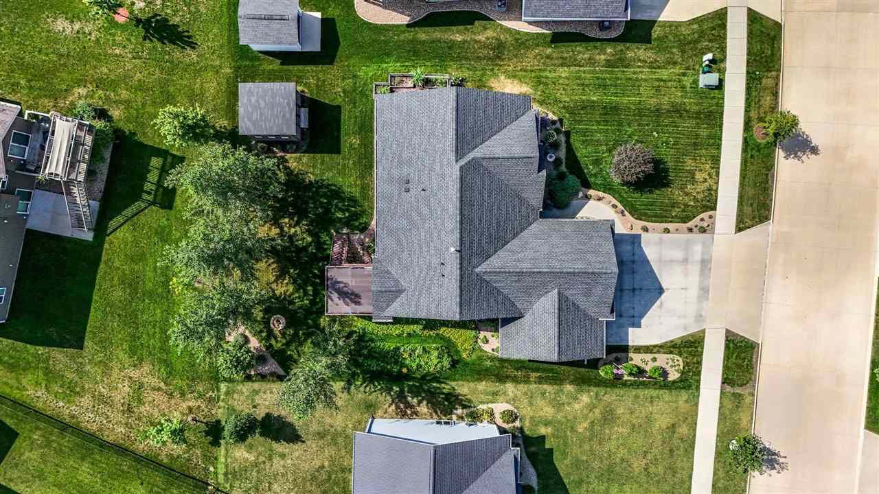 1626 Prairie Rose Drive SW Cedar Rapids IA 52404