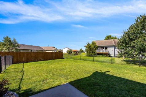 1515 Cedar Springs Drive North Liberty IA 52317