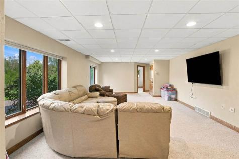 24594 110th Street Anamosa IA 52205