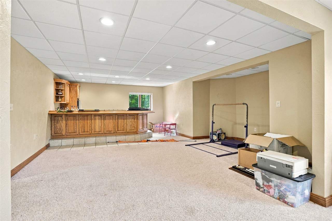 24594 110th Street Anamosa IA 52205