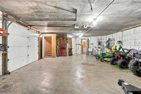 24594 110th Street Anamosa IA 52205