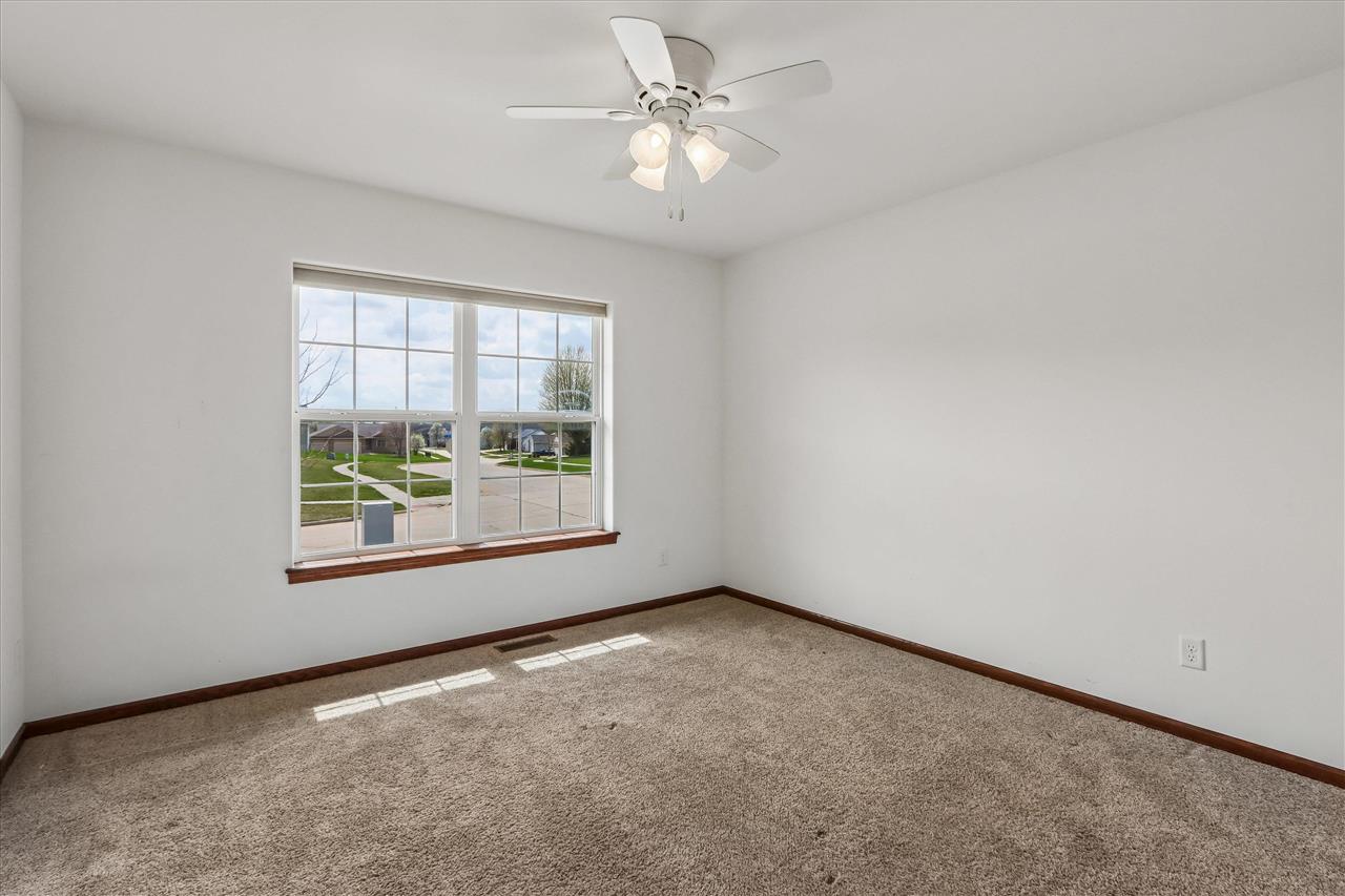 412 Rolling Hills Drive Tiffin IA 52340