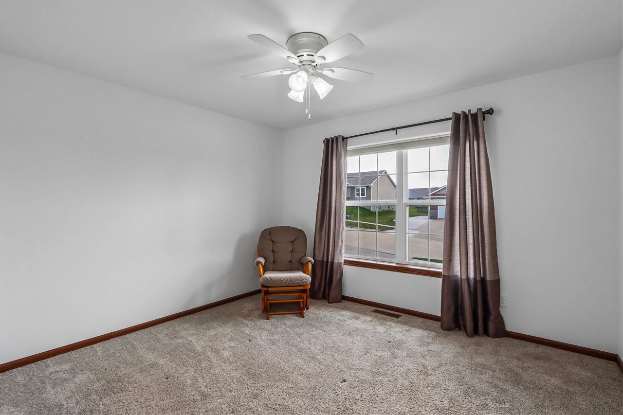 412 Rolling Hills Drive Tiffin IA 52340