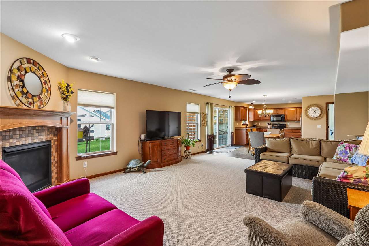 412 Rolling Hills Drive Tiffin IA 52340