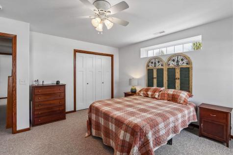 412 Rolling Hills Drive Tiffin IA 52340