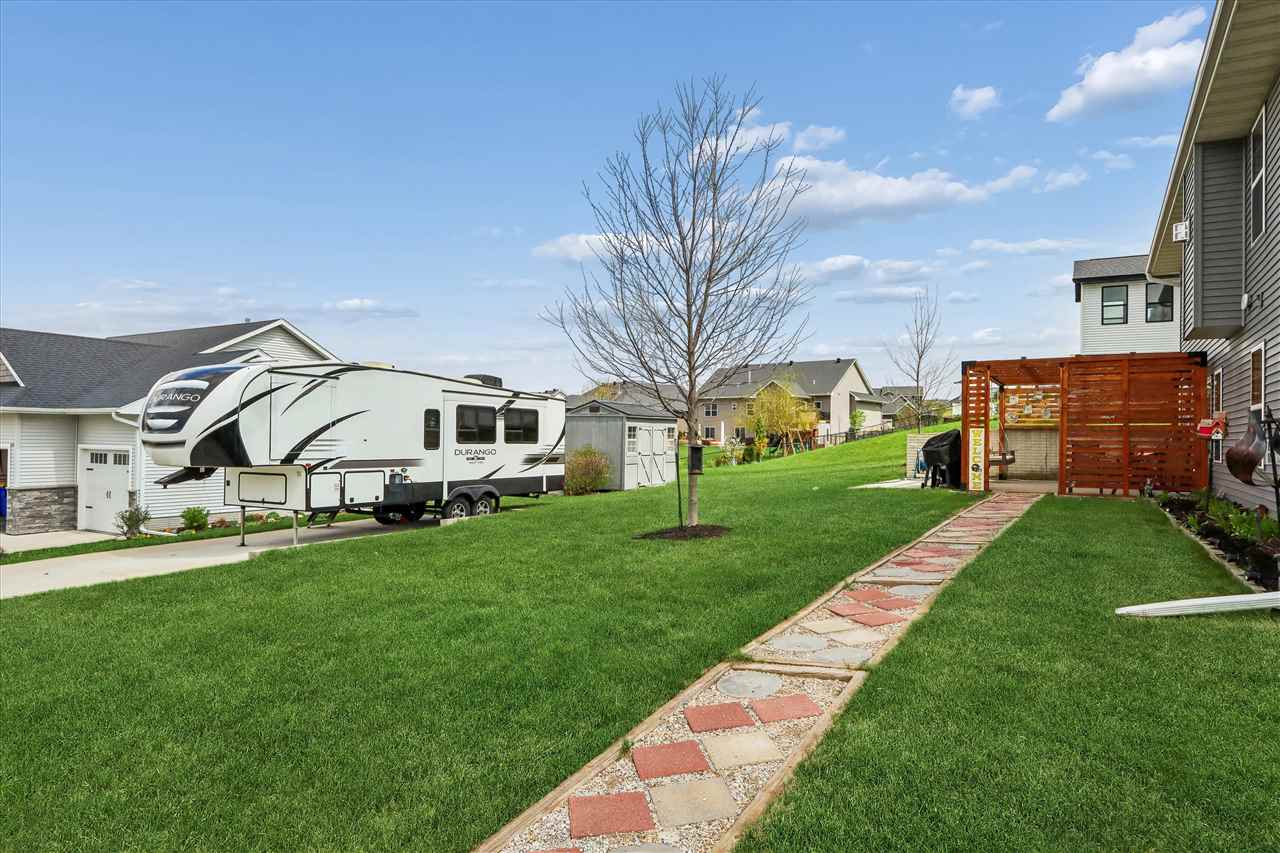 412 Rolling Hills Drive Tiffin IA 52340
