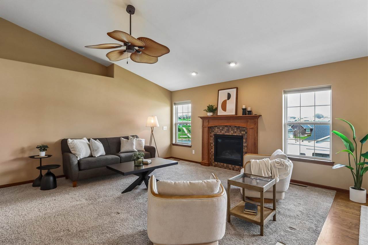 412 Rolling Hills Drive Tiffin IA 52340