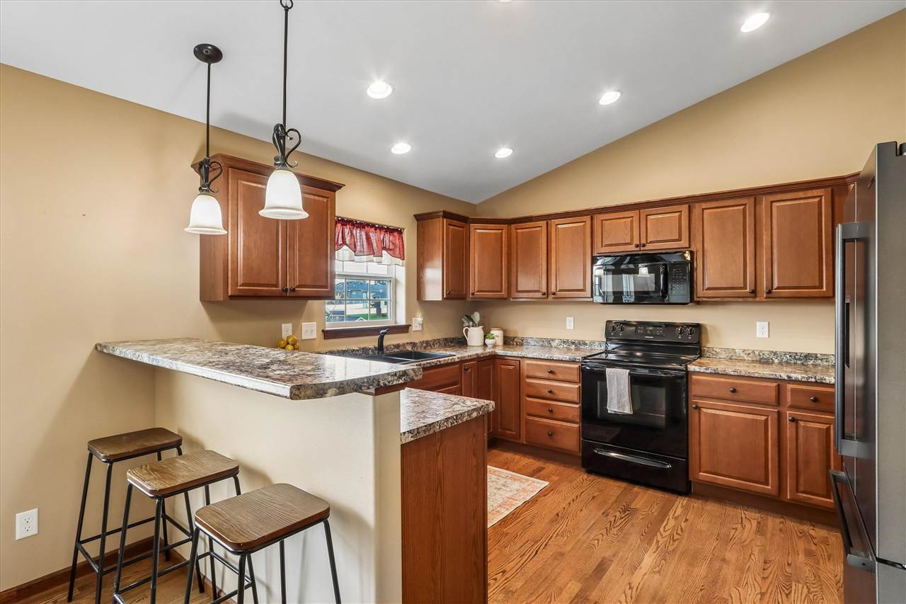 412 Rolling Hills Drive Tiffin IA 52340