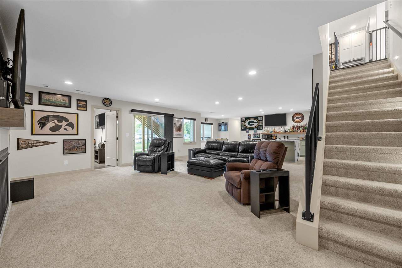 365 Canterbury Street North Liberty IA 52317