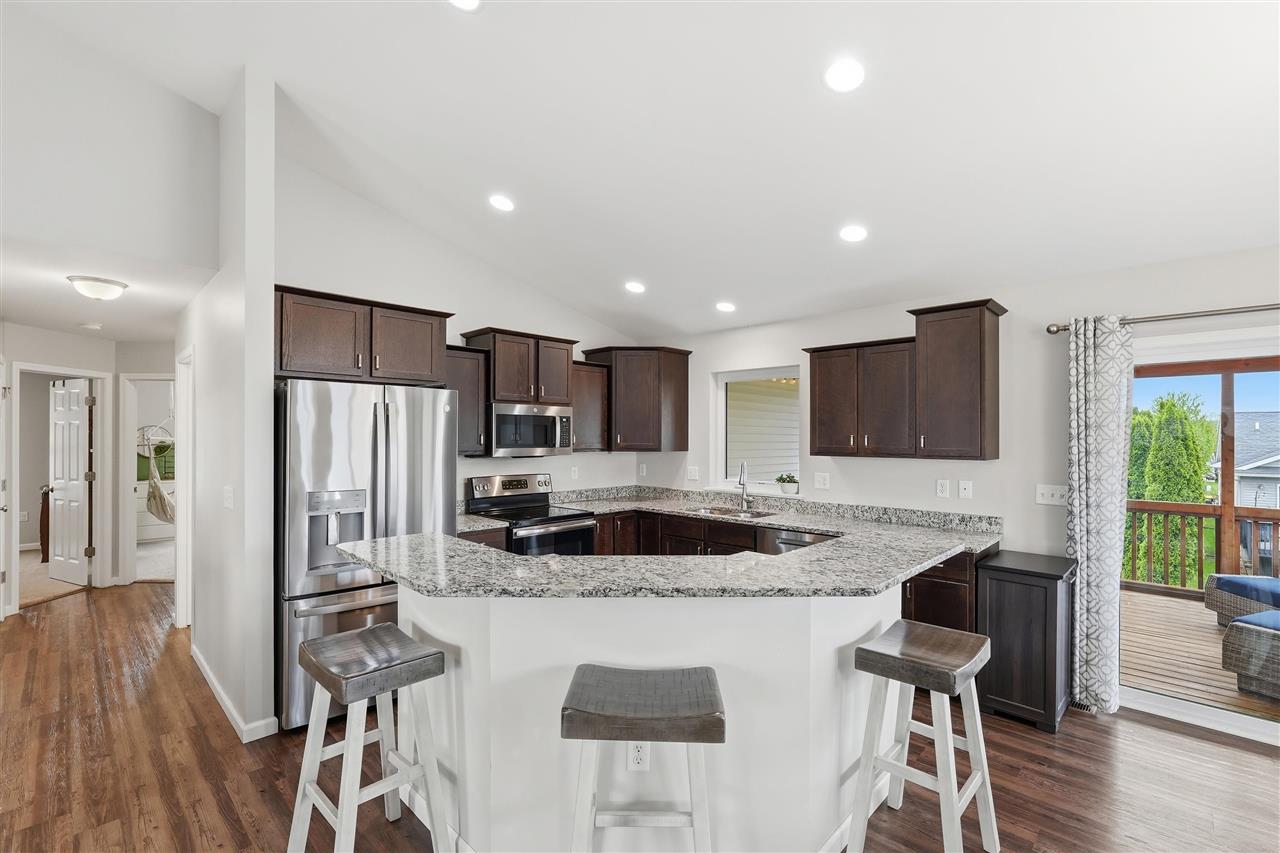 73 Camden Road Iowa City IA 52245