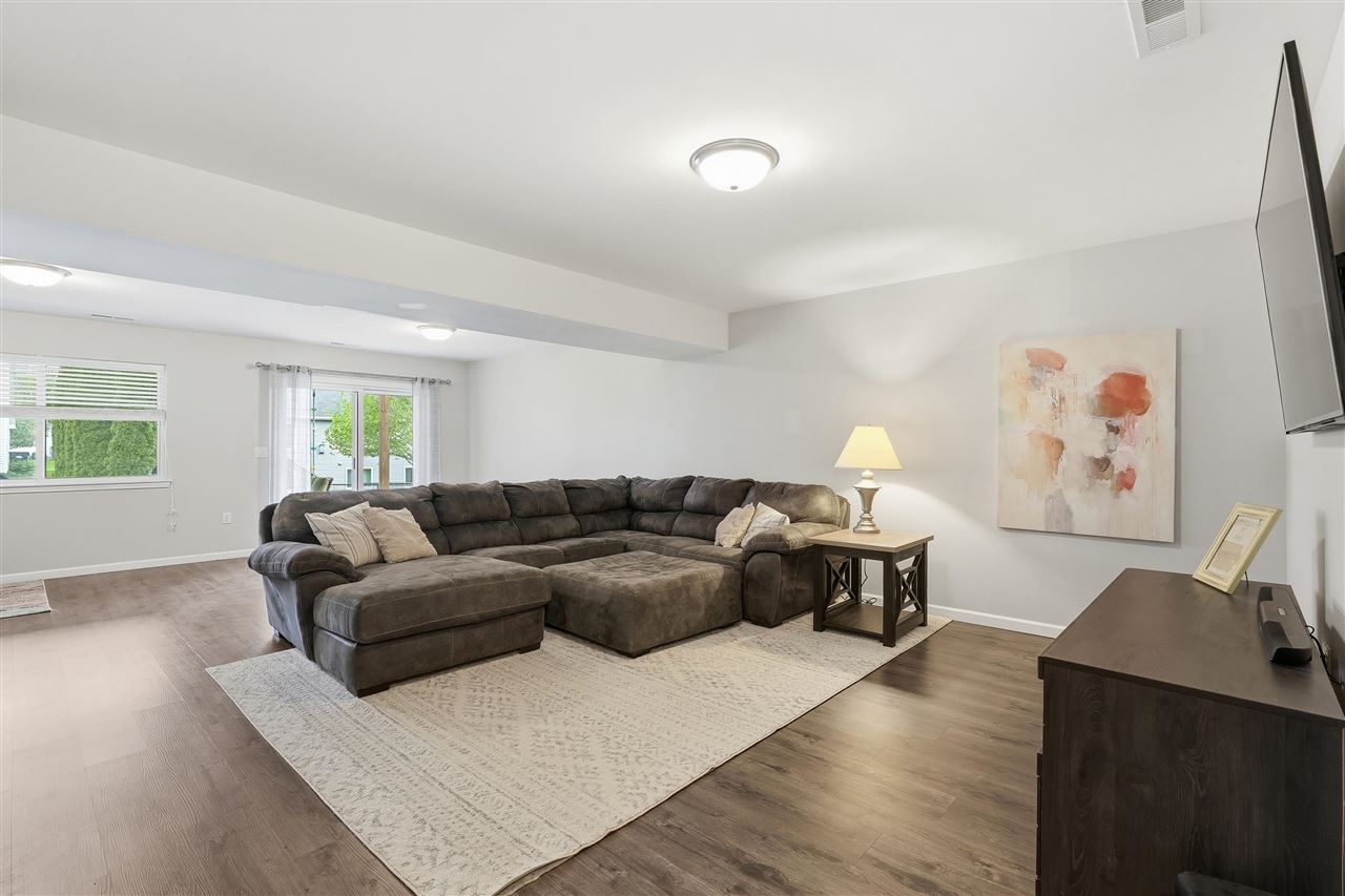 73 Camden Road Iowa City IA 52245