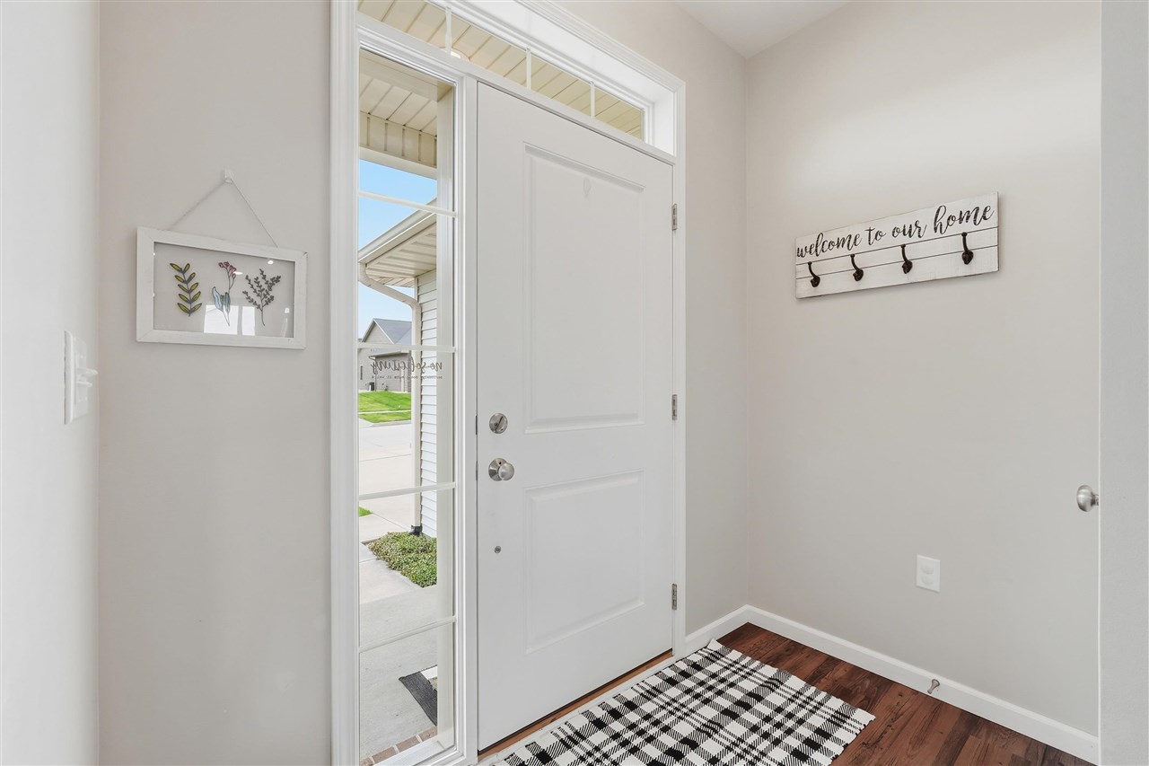 73 Camden Road Iowa City IA 52245