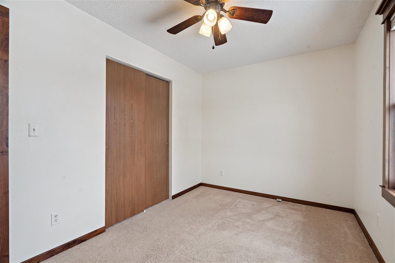 1305 Cress Parkway Hiawatha IA 52233