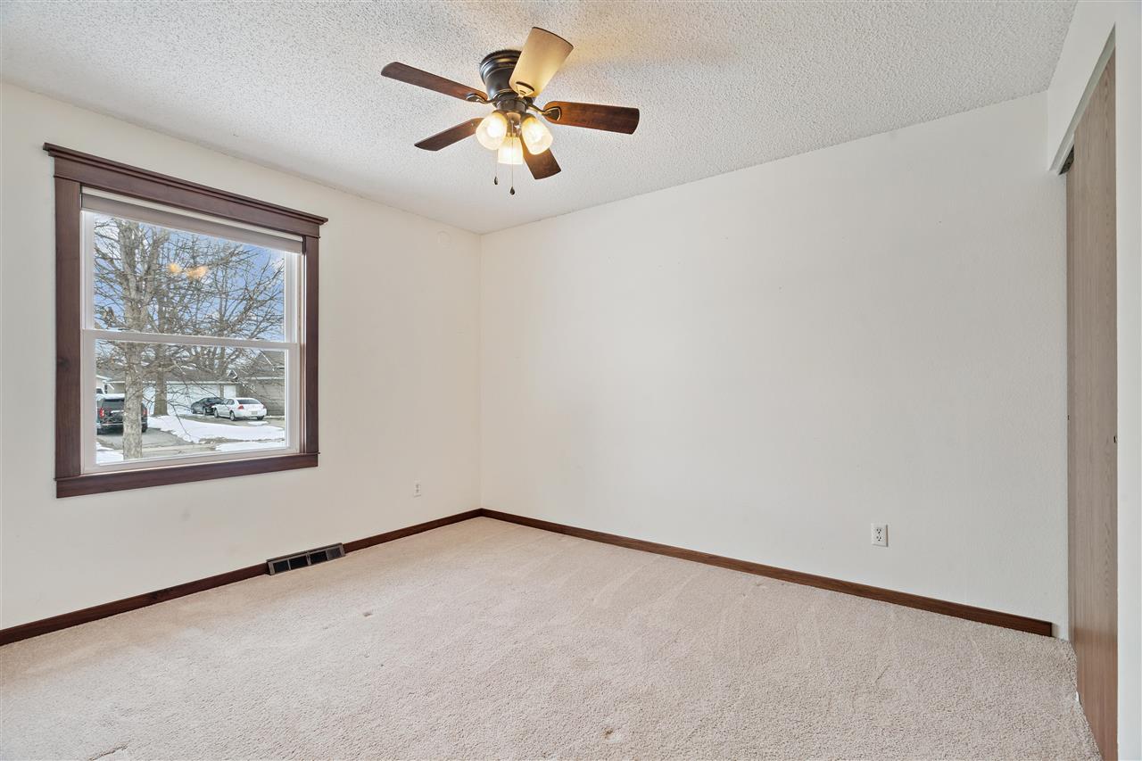 1305 Cress Parkway Hiawatha IA 52233