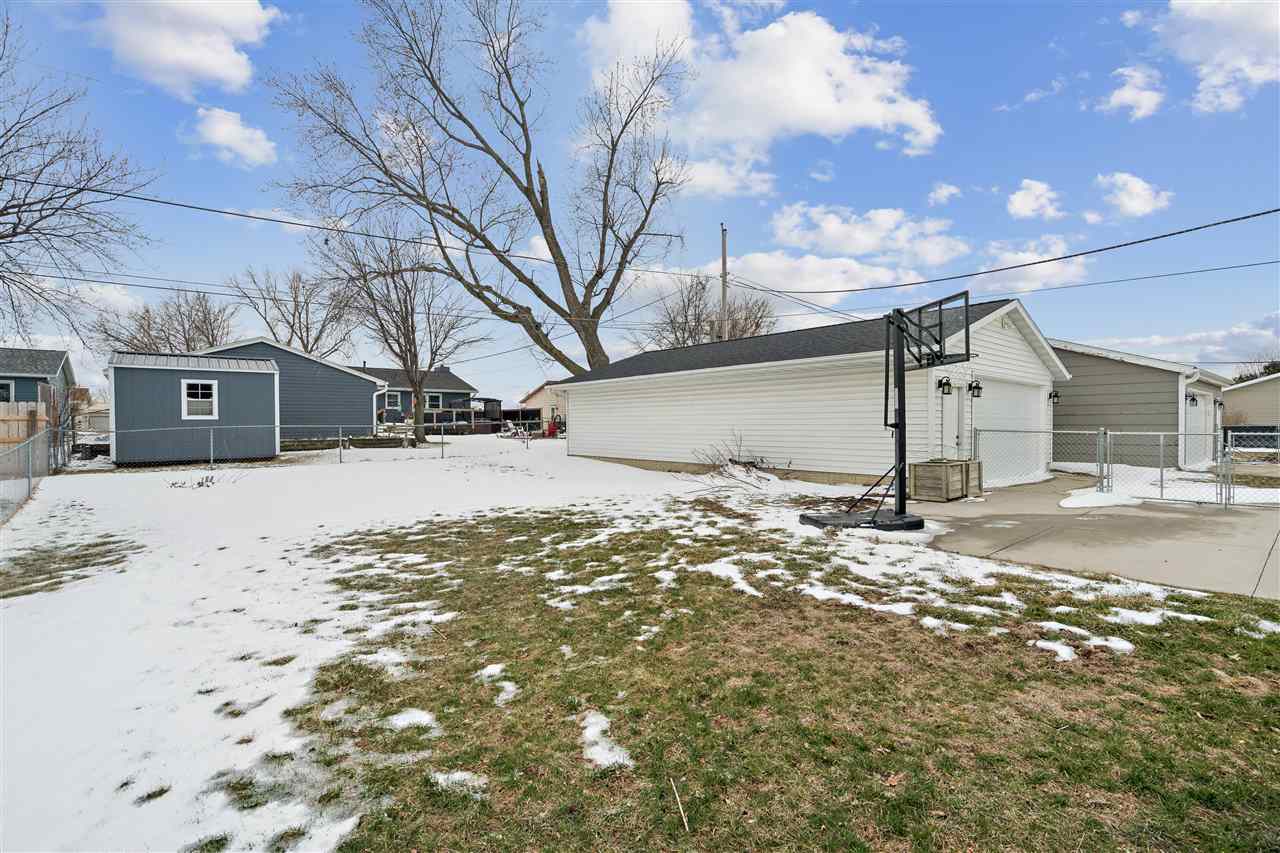1305 Cress Parkway Hiawatha IA 52233