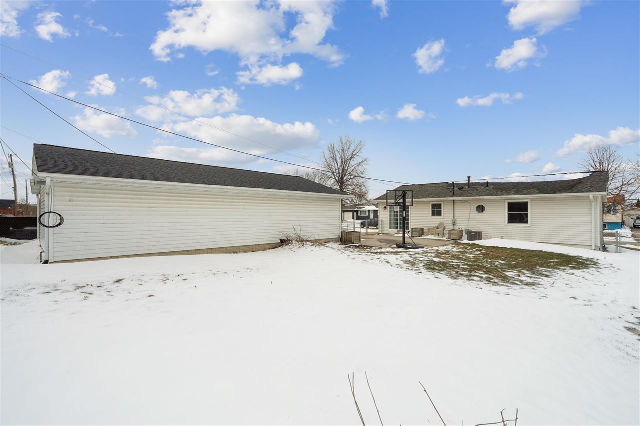 1305 Cress Parkway Hiawatha IA 52233