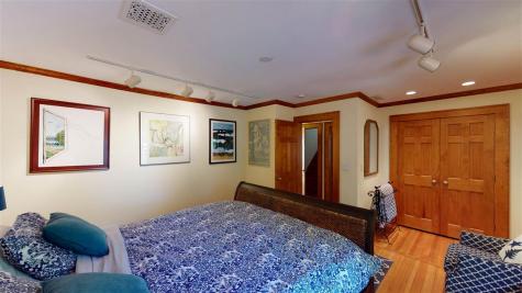 416 S Summit Street Iowa City IA 52240
