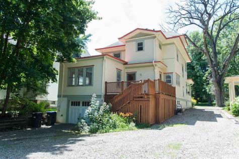416 S Summit Street Iowa City IA 52240