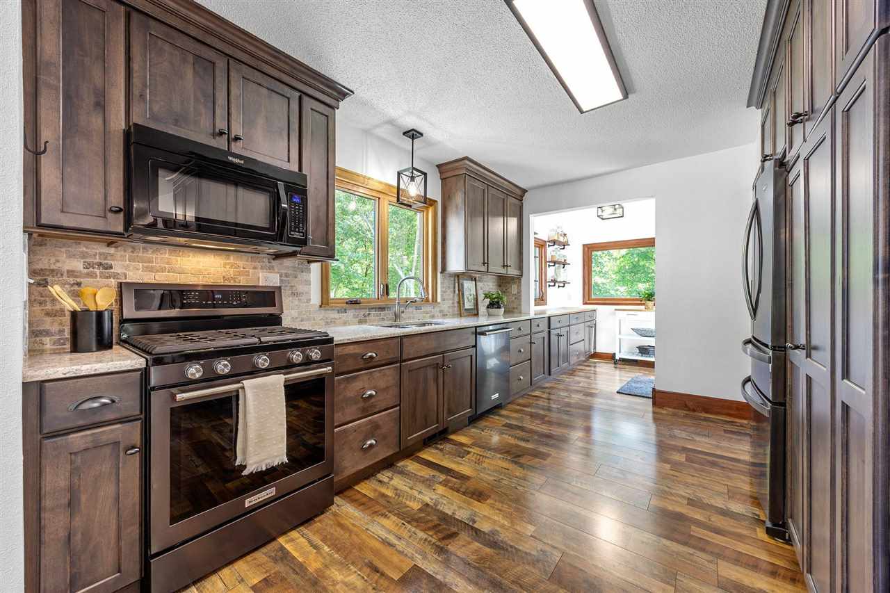 1388 Hickory Hollow Road NE Solon IA 52333