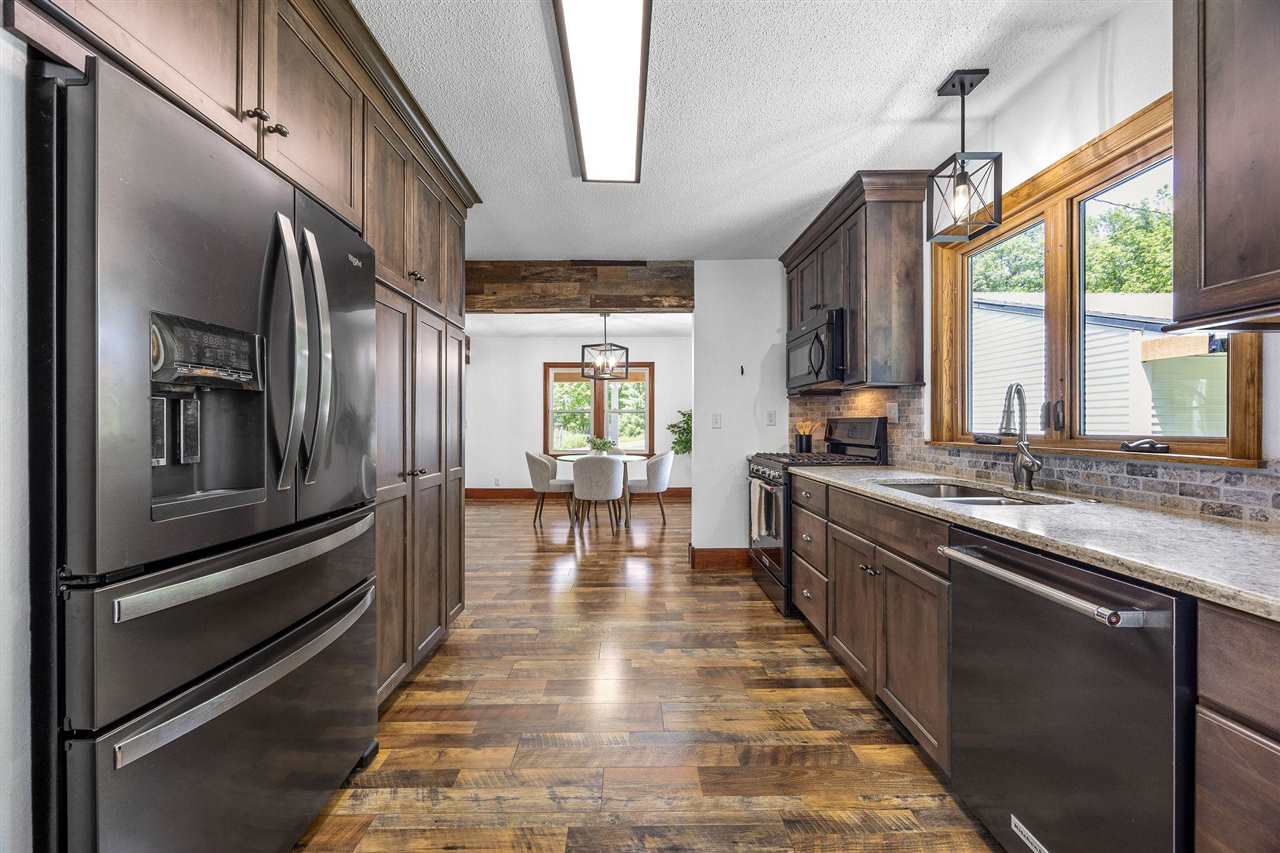 1388 Hickory Hollow Road NE Solon IA 52333