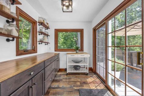1388 Hickory Hollow Road NE Solon IA 52333